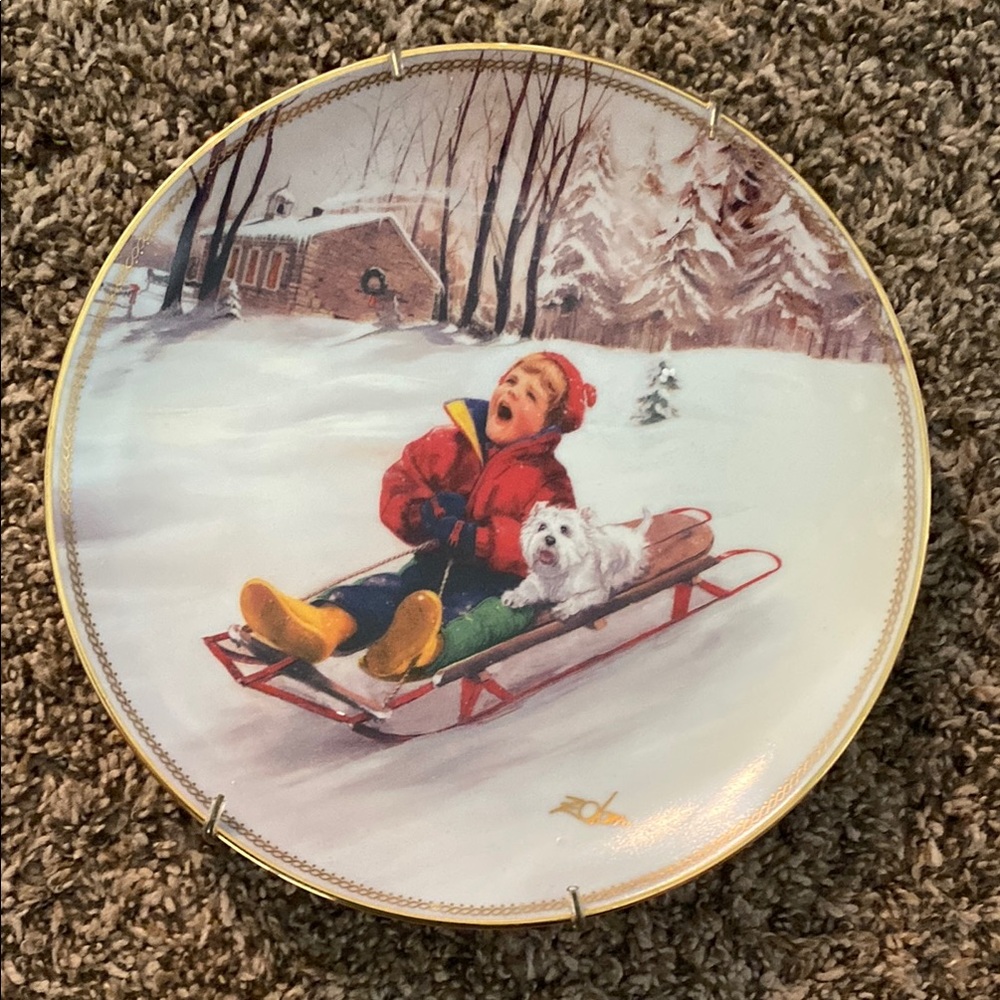 Danbury Mint Winter Sledding Decorative Plate